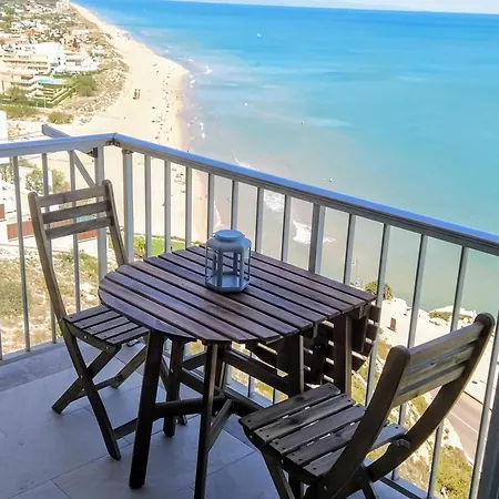 Amazing Seaviews In Apartamento Faro de Cullera